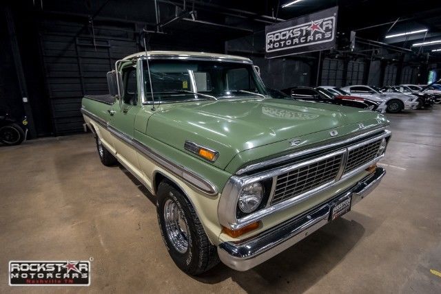 1970 Green Ford F-100 --