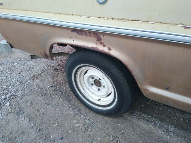 1970 Tan Ford F-100 pickup