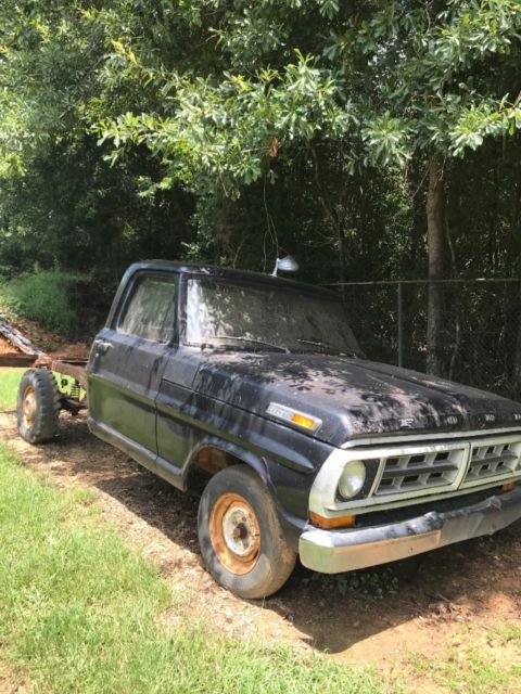 1970 Ford F-100 Standard Cab Pickup
