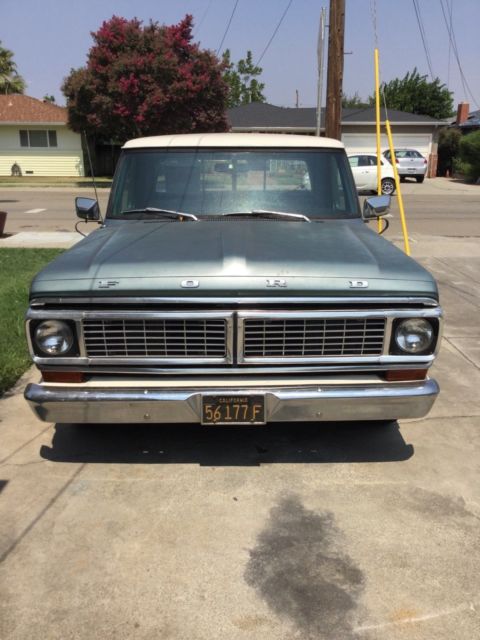 1970 Ford F-100 Standard Cab Pickup