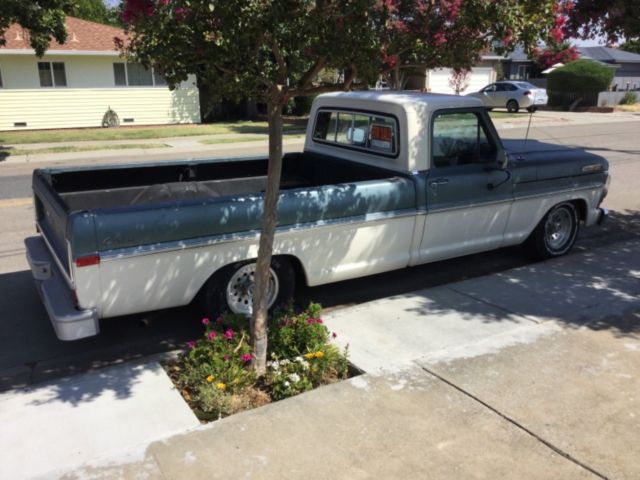 1970 Ford F-100 Standard Cab Pickup
