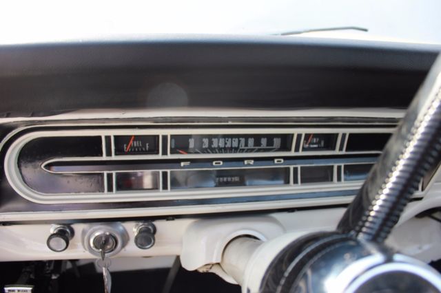 1970 White Ford F-100 Standard Cab Pickup