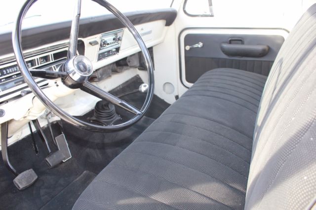 1970 White Ford F-100 Standard Cab Pickup