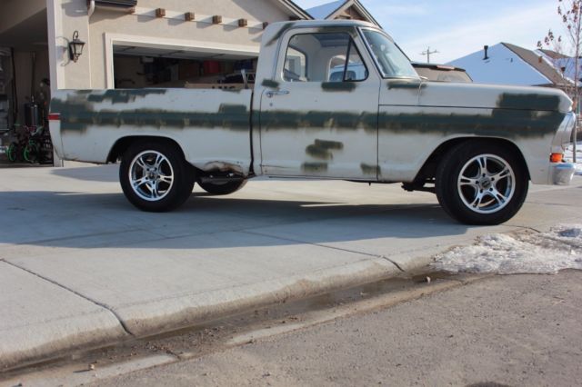 1970 White Ford F-100 Standard Cab Pickup