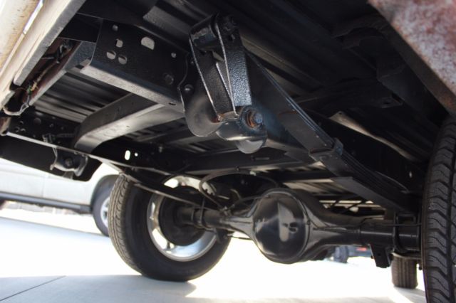 1970 White Ford F-100 Standard Cab Pickup