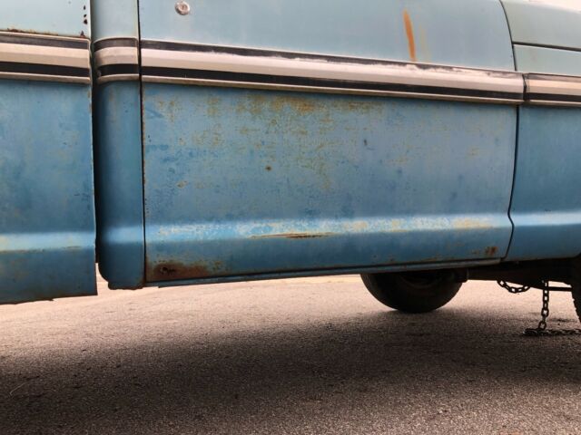 1970 Blue Ford F-100 Standard Cab Pickup