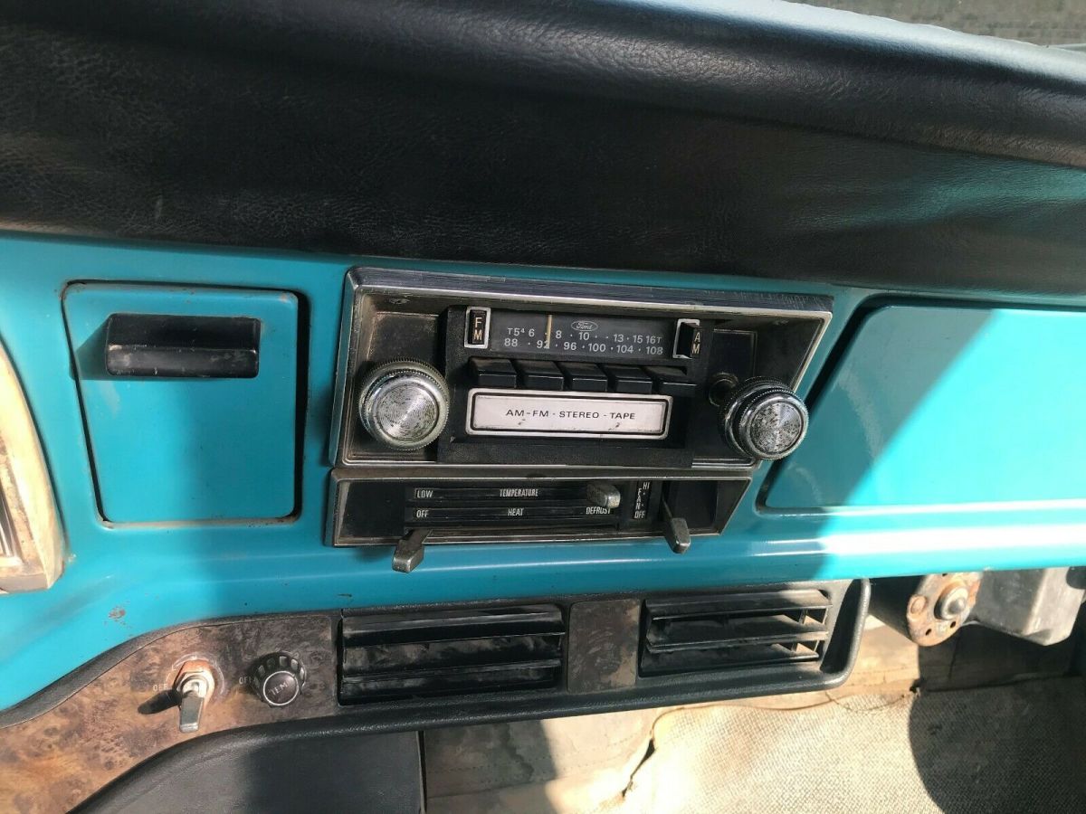 1970 Blue Ford F-100 Standard Cab Pickup