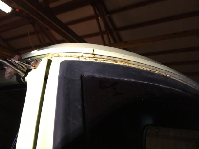 1970 Yellow Ford F-250 Pickup