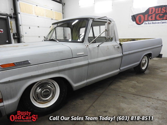 1970 Gray Ford F-250 --