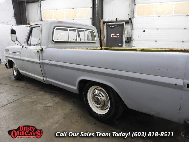 1970 Gray Ford F-250 --