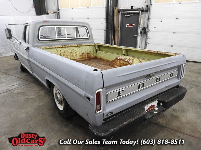 1970 Gray Ford F-250 --