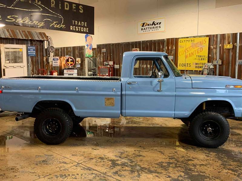 1970 Blue Ford F-250 Pickup Truck