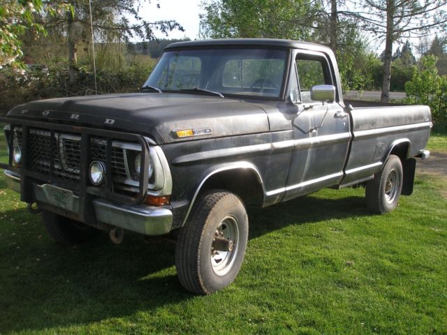 1970 White Ford F-250 Standard Cab Pickup