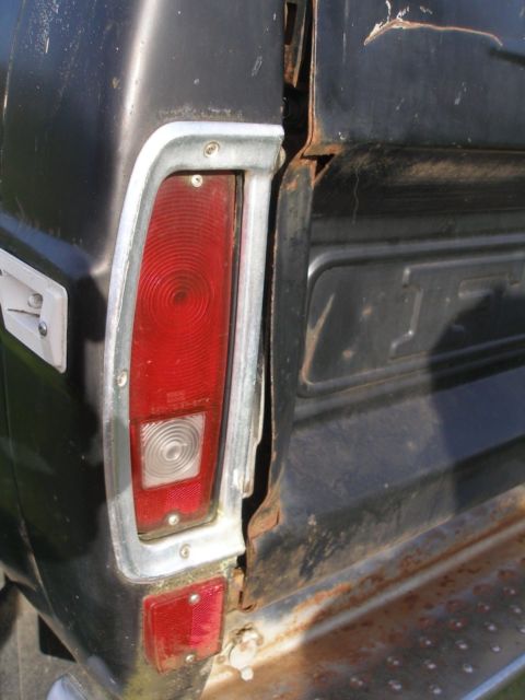 1970 White Ford F-250 Standard Cab Pickup