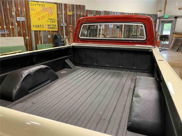 1970 White Ford F-250 Pickup Truck