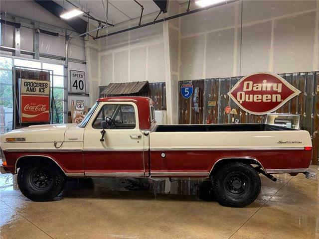 1970 White Ford F-250 Pickup Truck