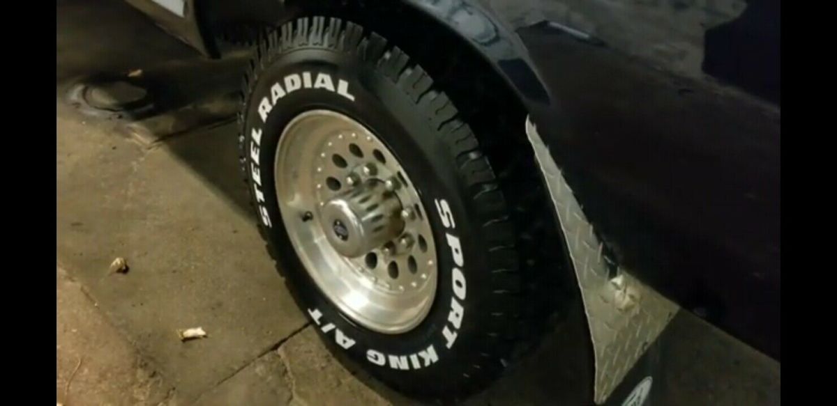 1970 Dark Blue Ford F-250 Standard Cab Pickup