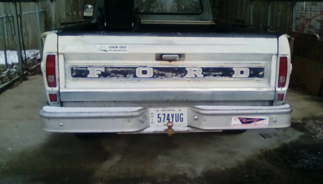 1970 Blue Ford F-100 Truck