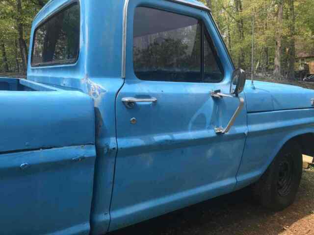 1970 Blue Ford F100 Pickup