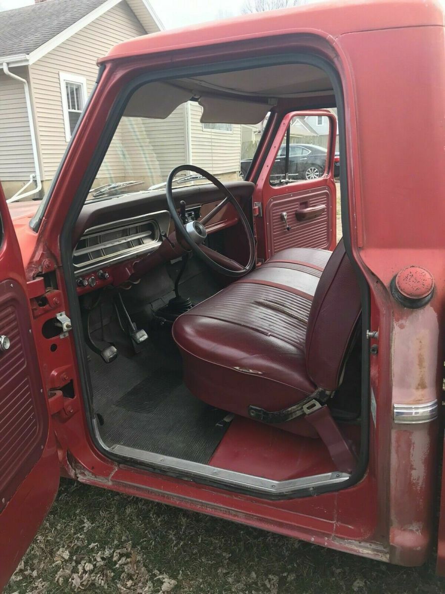 1970 Red Ford F100 Pickup