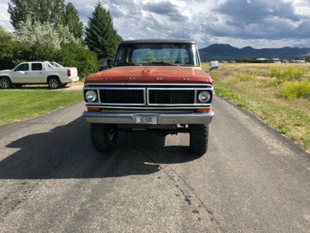 1970 Green Ford F-250 Standard Cab Pickup