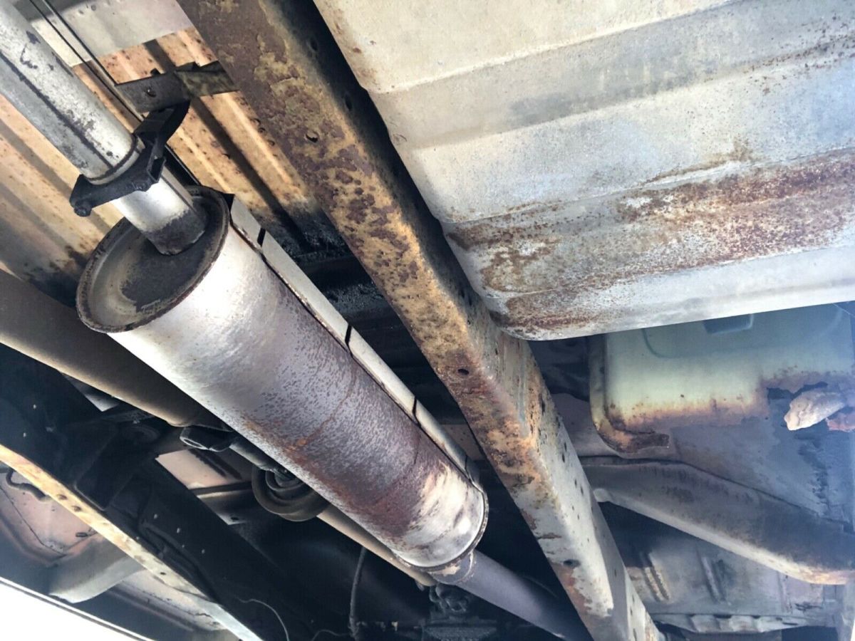 1970 Light green/dark green Ford F-250 Standard Cab Pickup