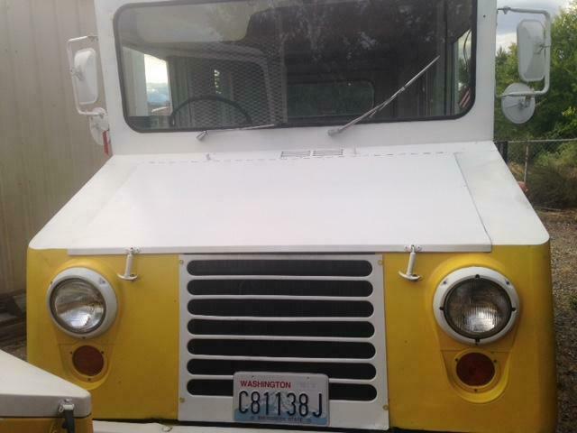 1970 White Ford Other Cab & Chassis