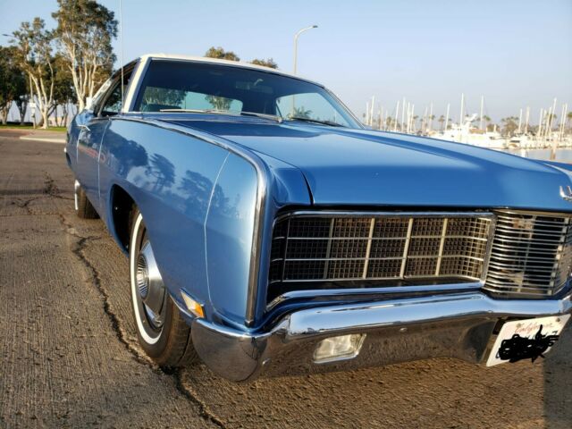1970 Blue Ford LTD Coupe