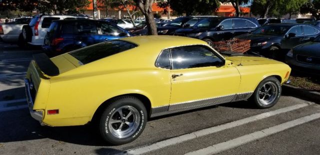1970 Yellow Ford Mustang Fastback