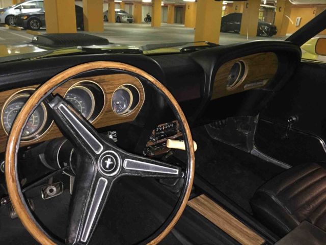 1970 Yellow Ford Mustang Fastback