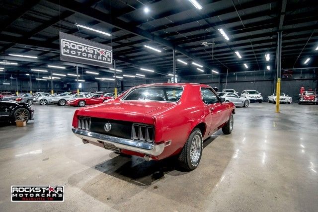1970 Red Ford Mustang --