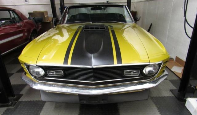 1970 Medium Gold Metallic Ford Mustang Convertible