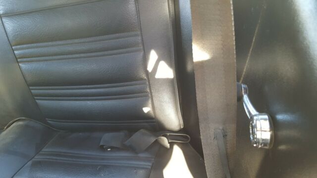 1970 Pale Yellow Ford Mustang Coupe