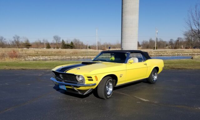 1970 Bright Yellow (Grabber) Ford Mustang Convertible