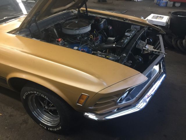 1970 Gold Ford Mustang Coupe
