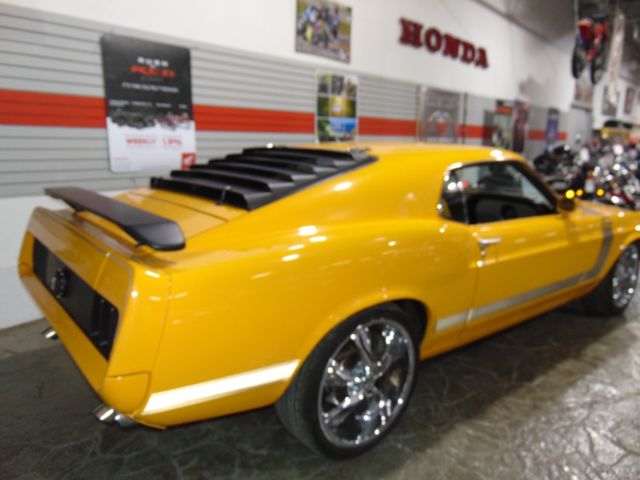 1970 Yellow Ford Mustang Fastback