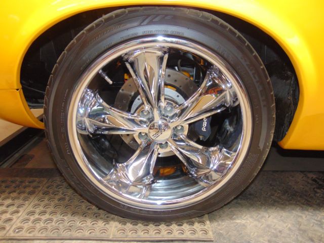 1970 Yellow Ford Mustang Fastback