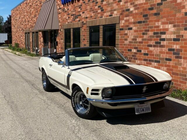 1970 White Ford Mustang Convertible