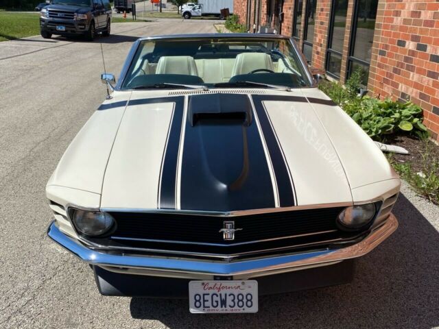 1970 White Ford Mustang Convertible