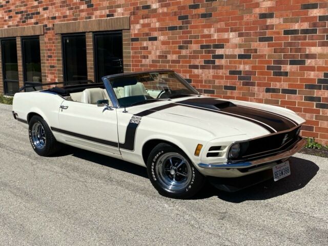 1970 White Ford Mustang Convertible