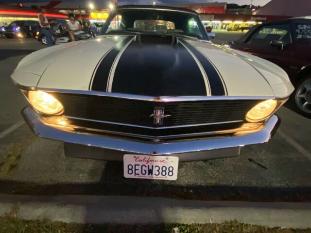 1970 White Ford Mustang Convertible