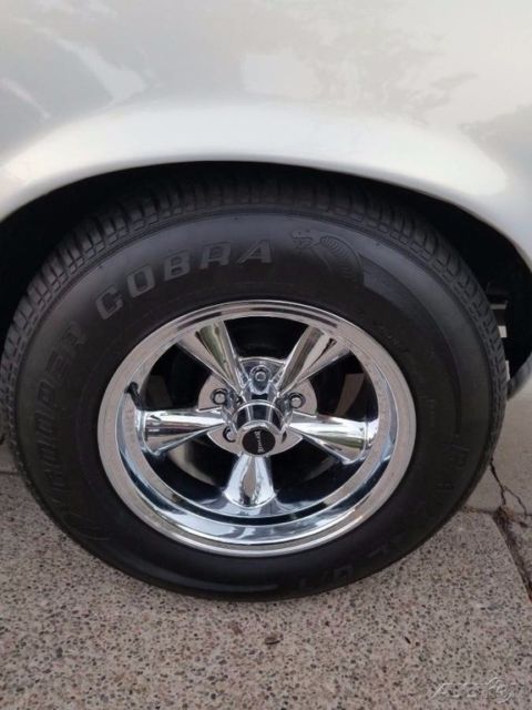 1970 White Ford Mustang Coupe