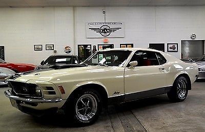 1970 White Ford Mustang 2 DOOR