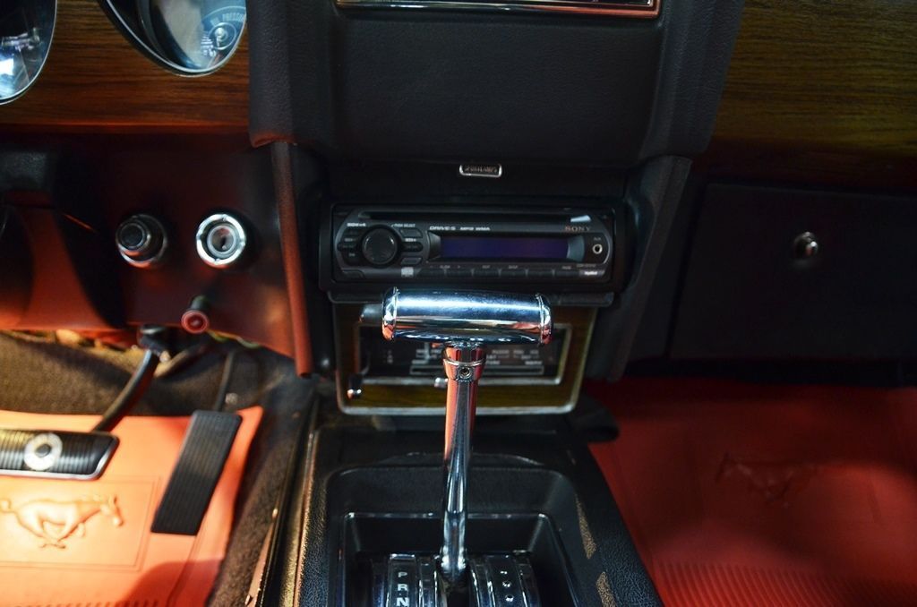 1970 White Ford Mustang 2 DOOR