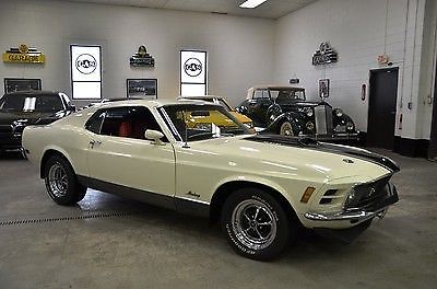 1970 White Ford Mustang 2 DOOR