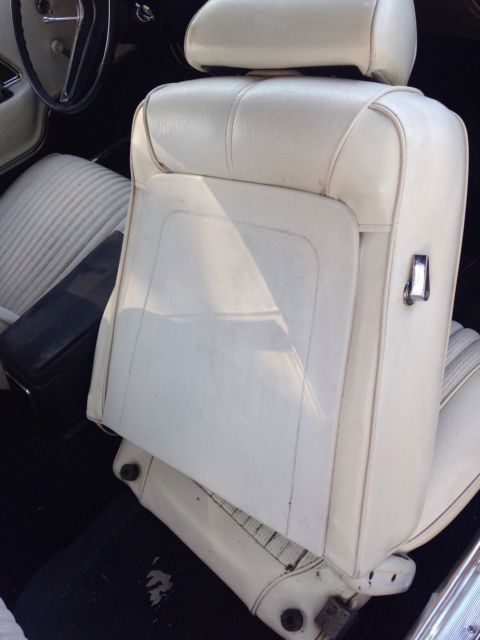 1970 Red Ford Mustang U/K