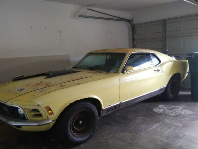 1970 Yellow Ford Mustang Fastback