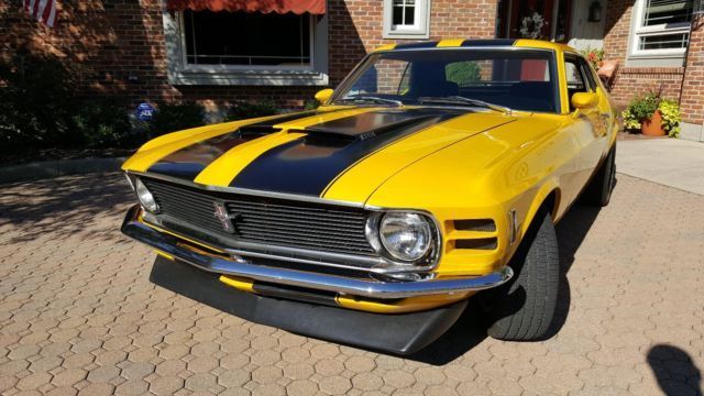 1970 Yellow Ford Mustang coupe