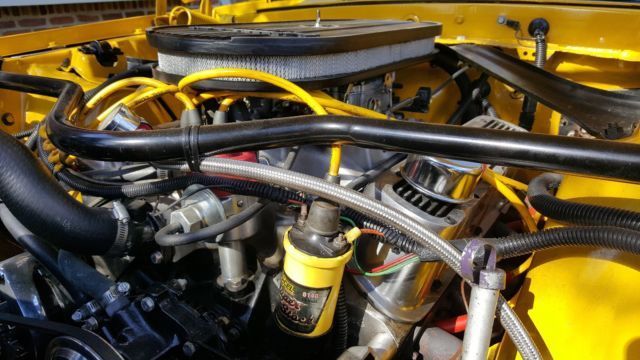 1970 Yellow Ford Mustang coupe