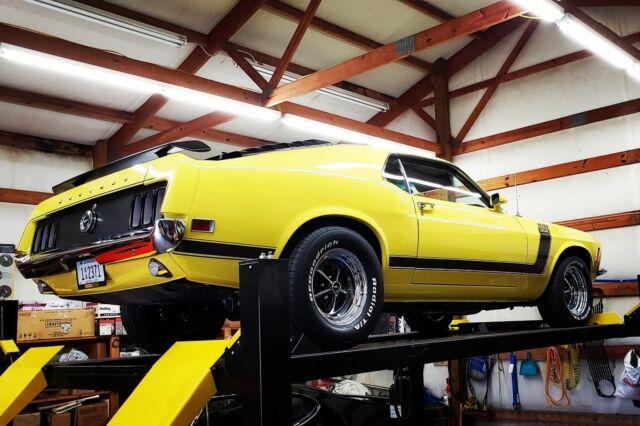 1970 Yellow Ford Mustang Coupe